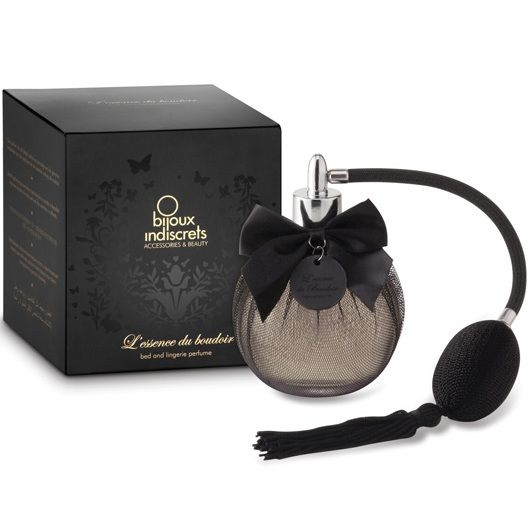 Imagen del artículo erótico BIJOUX - ESENCIA DE BOUDOIR PERFUMADOR DE SABANAS 130 ML de BIJOUX ACCESORIES OF PASSION en la sección DROGUERÍA |Perfumes de Millenial Sexshop.