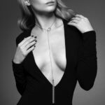 BIJOUX - MAGNIFIQUE COLLAR METLICO CON FLECOS DORADO - Imagen 3