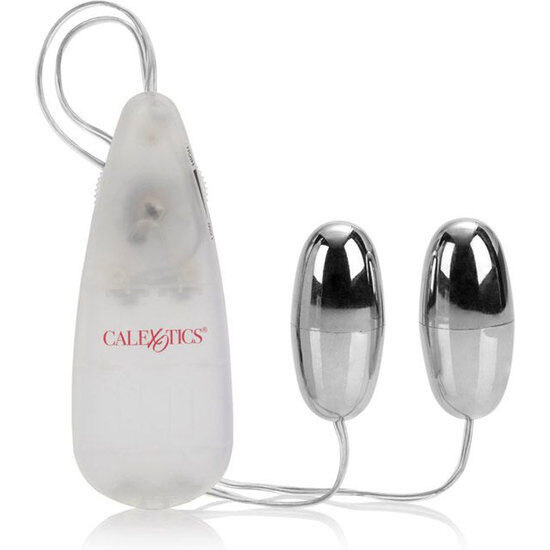 Imagen del artículo erótico CALEXOTICS - BALAS VIBRADORAS DORADAS DUO SILVER de CALEXOTICS en la sección JUGUETES BIENESTAR |Juguetes para Mujeres|Estimuladores de Millenial Sexshop.
