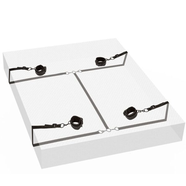 Imagen del artículo erótico CALEXOTICS - BOUNDLESS RED RESTRAINT SET RESTRICCION CAMA de CALEXOTICS en la sección BDSM & BONDAGE |Bondage|Esposas de fijación de Millenial Sexshop.