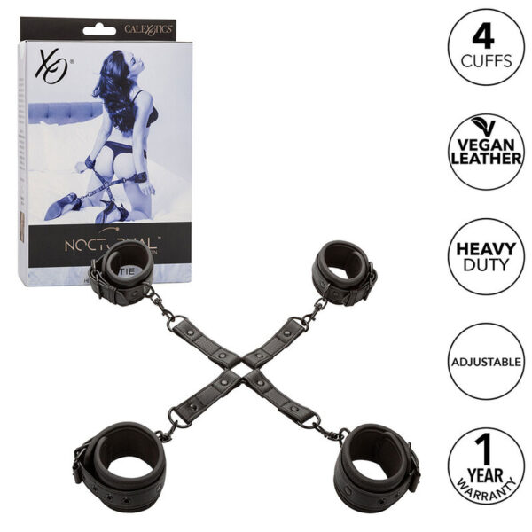 Imagen del artículo erótico CALEXOTICS - NOCTURNAL CONECTOR HOG TIE CUERO AJUSTABLE NEGRO de CALEXOTICS en la sección BDSM & BONDAGE |Bondage|Esposas de fijación de Millenial Sexshop.