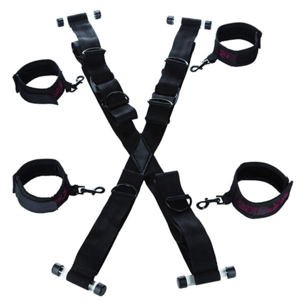 Imagen del artículo erótico CALEXOTICS - SCANDAL ESPOSAS CON FORMA DE CRUZ PARA LA PUERTA de CALEXOTICS en la sección BDSM & BONDAGE |Bondage|Esposas de fijación de Millenial Sexshop.