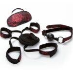 Imagen del artículo erótico CALEXOTICS - SCANDAL KIT SUJECIÓN DE CAMA de CALEXOTICS en la sección BDSM & BONDAGE |Bondage|Sets Bondage de Millenial Sexshop.
