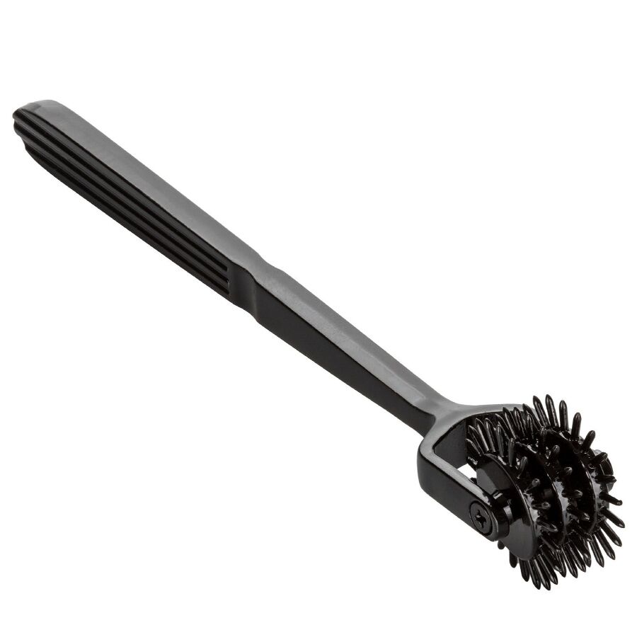 Imagen del artículo erótico CALEXOTICS - SCANDAL TRIPLE RUEDA DEL PLACER de CALEXOTICS en la sección BDSM & BONDAGE |Artículos BDSM|Accesorios juego Doctor BDSM de Millenial Sexshop.