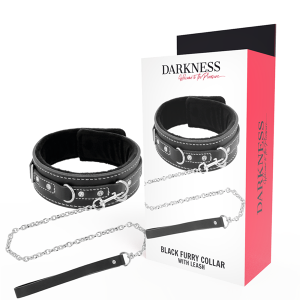 Imagen del artículo erótico DARKNESS - COLLAR LEATHER CON CORREA ALTA CALIDAD de DARKNESS BONDAGE en la sección BDSM & BONDAGE |Bondage|Collares de Millenial Sexshop.