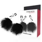 Imagen del artículo erótico DARKNESS - PINZAS PARA PEZONES CON POMPONES 2 de DARKNESS SENSATIONS en la sección BDSM & BONDAGE |Artículos BDSM|Pinzas Pezones BDSM de Millenial Sexshop.