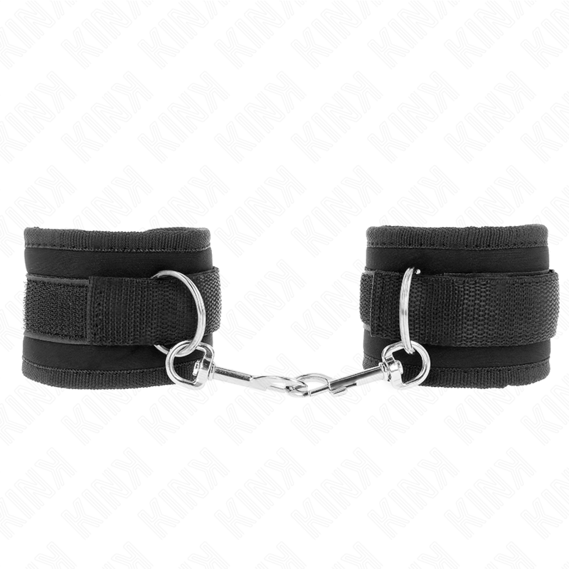 Imagen del artículo erótico KINK - MUÑEQUERAS NYLON NEGRO MODELO 2 AJUSTABLE 18-35 CM X 6 CM de KINK WRIST RESTRAINT en la sección BDSM & BONDAGE |Bondage|Esposas de fijación de Millenial Sexshop.