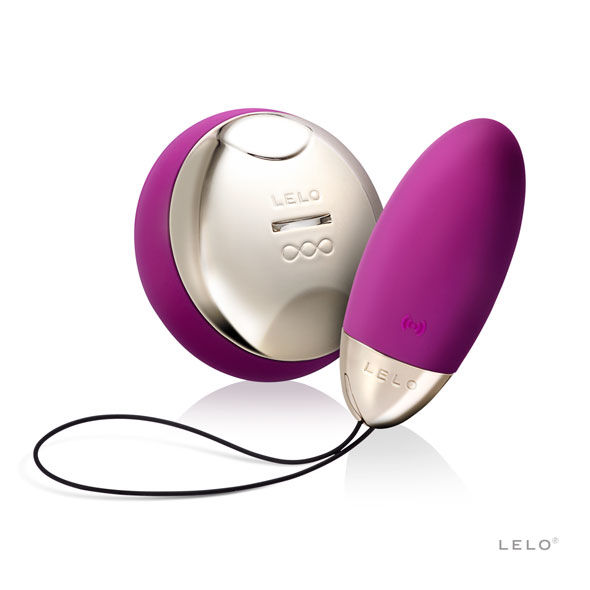 Imagen del artículo erótico LELO - LYLA 2 INSIGNIA DESIGN EDITION HUEVO-MASAJEADOR MORADO de LELO en la sección JUGUETES BIENESTAR |Vibradores|Vibradores control remoto de Millenial Sexshop.