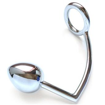 Imagen del artículo erótico METAL HARD - ANILLO CON GANCHO ANAL 40MM de METAL HARD en la sección BDSM & BONDAGE |Artículos BDSM|Plug Anal BDSM de Millenial Sexshop.