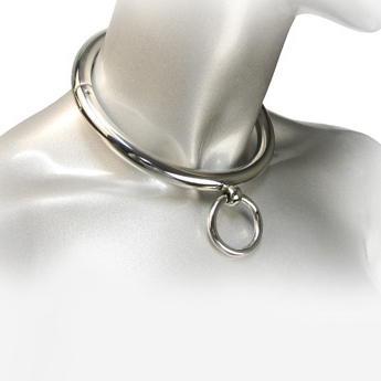 Imagen del artículo erótico METAL HARD - BDSM COLLAR CON ARGOLLA 10CM de METAL HARD en la sección BDSM & BONDAGE |Bondage|Collares de Millenial Sexshop.