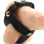 Imagen del artículo erótico OHMAMA FETISH - FUNDA CUERO DE CASTIDAD PARA TESTÍCULOS de OHMAMA FETISH en la sección JUGUETES BIENESTAR |Juguetes para Hombres|Accesorios para el pene|Fundas Pene sin extensión de Millenial Sexshop.