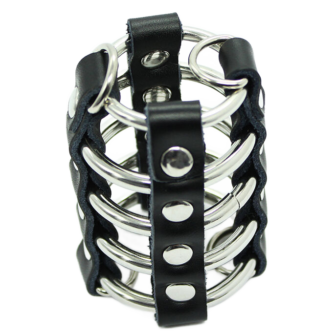 Imagen del artículo erótico OHMAMA FETISH - JAULA PENE CON ANILLAS METALICAS Y CORREAS PIEL de OHMAMA FETISH en la sección BDSM & BONDAGE |Artículos BDSM|Correas para Pene Fetish de Millenial Sexshop.