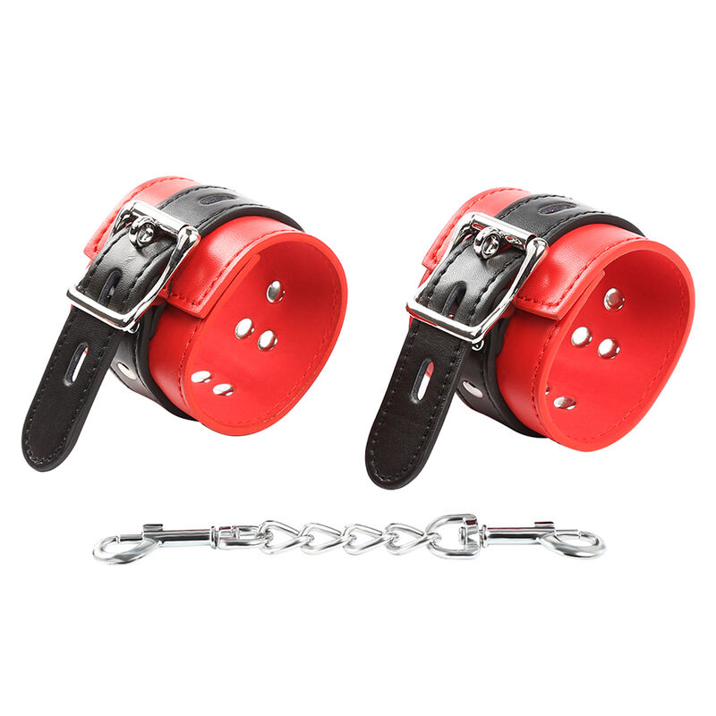 Imagen del artículo erótico OHMAMA FETISH - LOCKING/BUCKLING WRIST RESTRAINTS de OHMAMA FETISH en la sección BDSM & BONDAGE |Bondage|Esposas de Millenial Sexshop.