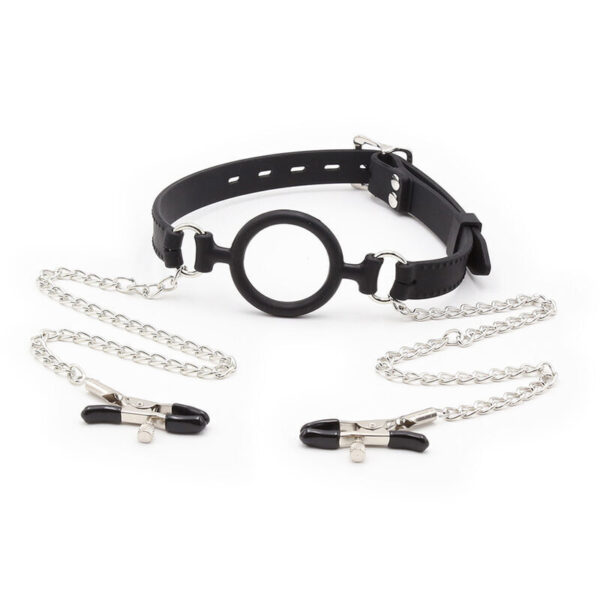 Imagen del artículo erótico OHMAMA FETISH - MORDAZA DE ANILLA CON CADENAS Y PINZAS PEZONES de OHMAMA FETISH en la sección BDSM & BONDAGE |Bondage|Mordazas de Millenial Sexshop.