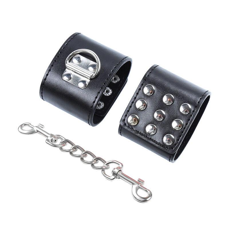 Imagen del artículo erótico OHMAMA FETISH - RESTRICCIONES MUÑECA CON BROCHE DE METAL de OHMAMA FETISH en la sección BDSM & BONDAGE |Bondage|Esposas de Millenial Sexshop.