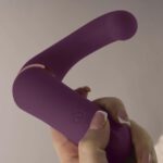 ROCKS- OFF - GEMINI VIBRADOR DUAL PUNTO G Y ESTIMULADOR CLÍTORIS MORADO - Imagen 4