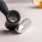 ROCKS- OFF - PETITE SENSATIONS TEAZER PLUG ANAL VIBRADOR NEGRO - Imagen 5