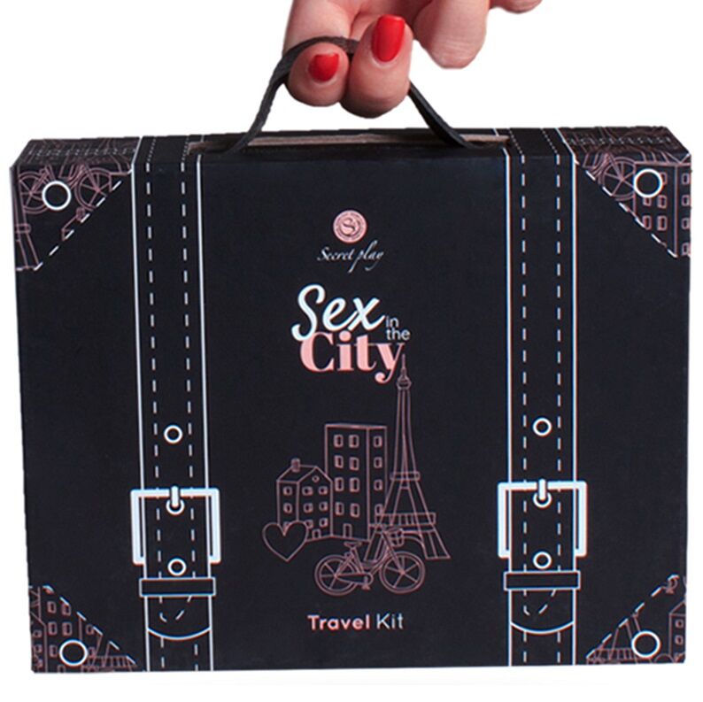 SECRETPLAY - SEX IN THE CITY TRAVEL KIT (ES/EN/DE/FR/NL/PT)-MillenialSexshop-SECRETPLAY 100% GAMES Imagen del artículo erótico SECRETPLAY - SEX IN THE CITY TRAVEL KIT (ES/EN/DE/FR/NL/PT) de SECRETPLAY 100% GAMES en la sección JUEGOS |Juegos de cartas de Millenial Sexshop.