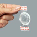 UNIQ - PULL PRESERVATIVOS CON TIRAS SIN LÁTEX 3 UNIDADES - Imagen 4