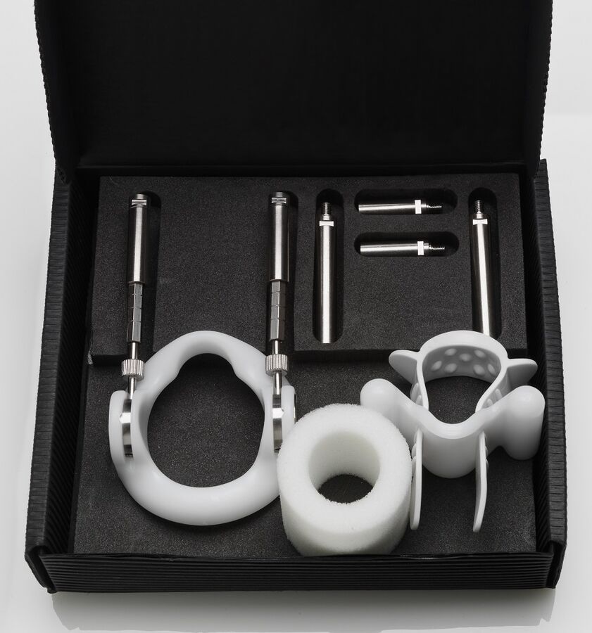 JES-EXTENDER - BLACK ALARGAMIENTO DE PENE-MillenialSexshop-JES-EXTENDER Imagen del artículo erótico JES-EXTENDER - BLACK ALARGAMIENTO DE PENE de JES-EXTENDER en la sección JUGUETES BIENESTAR |Juguetes para Hombres|Accesorios para el pene|Extensor Mecánico Pene de Millenial Sexshop.