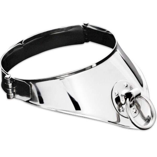 Imagen del artículo erótico METAL HARD - COLLAR RESTRICCION CON ANILLA Y CANDADO 12.5 CM de METAL HARD en la sección BDSM & BONDAGE |Bondage|Collares de Millenial Sexshop.