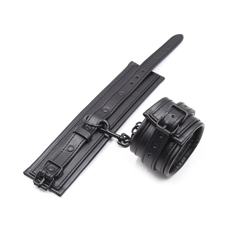 OHMAMA FETISH - RESTRICCIONES PARA LAS MUÑECAS-MillenialSexshop-OHMAMA FETISH Imagen del artículo erótico OHMAMA FETISH - RESTRICCIONES PARA LAS MUÑECAS de OHMAMA FETISH en la sección BDSM & BONDAGE |Bondage|Esposas de Millenial Sexshop.